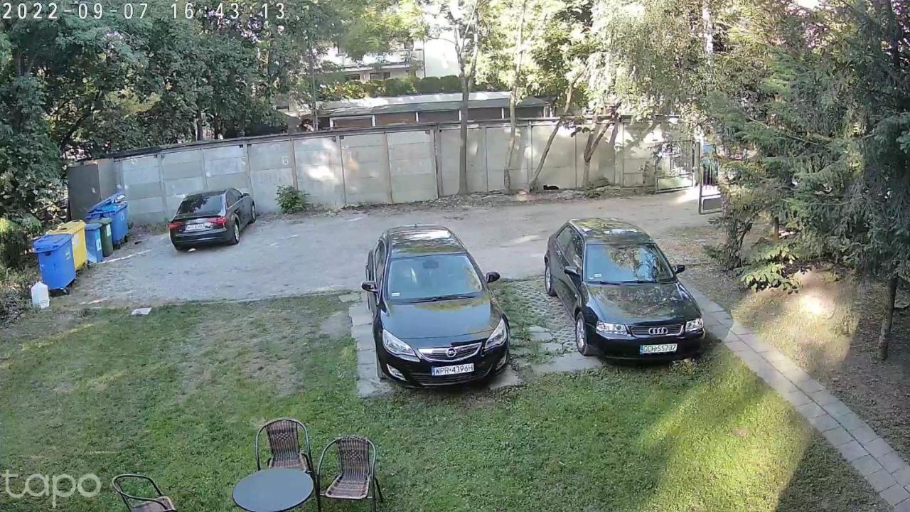 Juna - Nowoczesny Apartament W Centrum Z Widokiem Na Park Прушкув Экстерьер фото